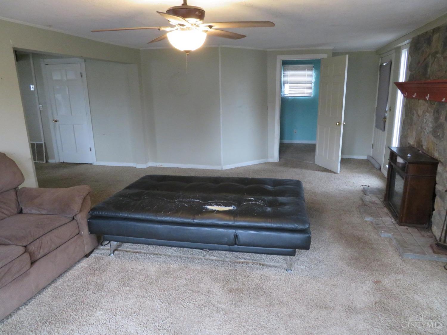 6539 Spring Hill Drive, Paint Twp, Ohio image 17
