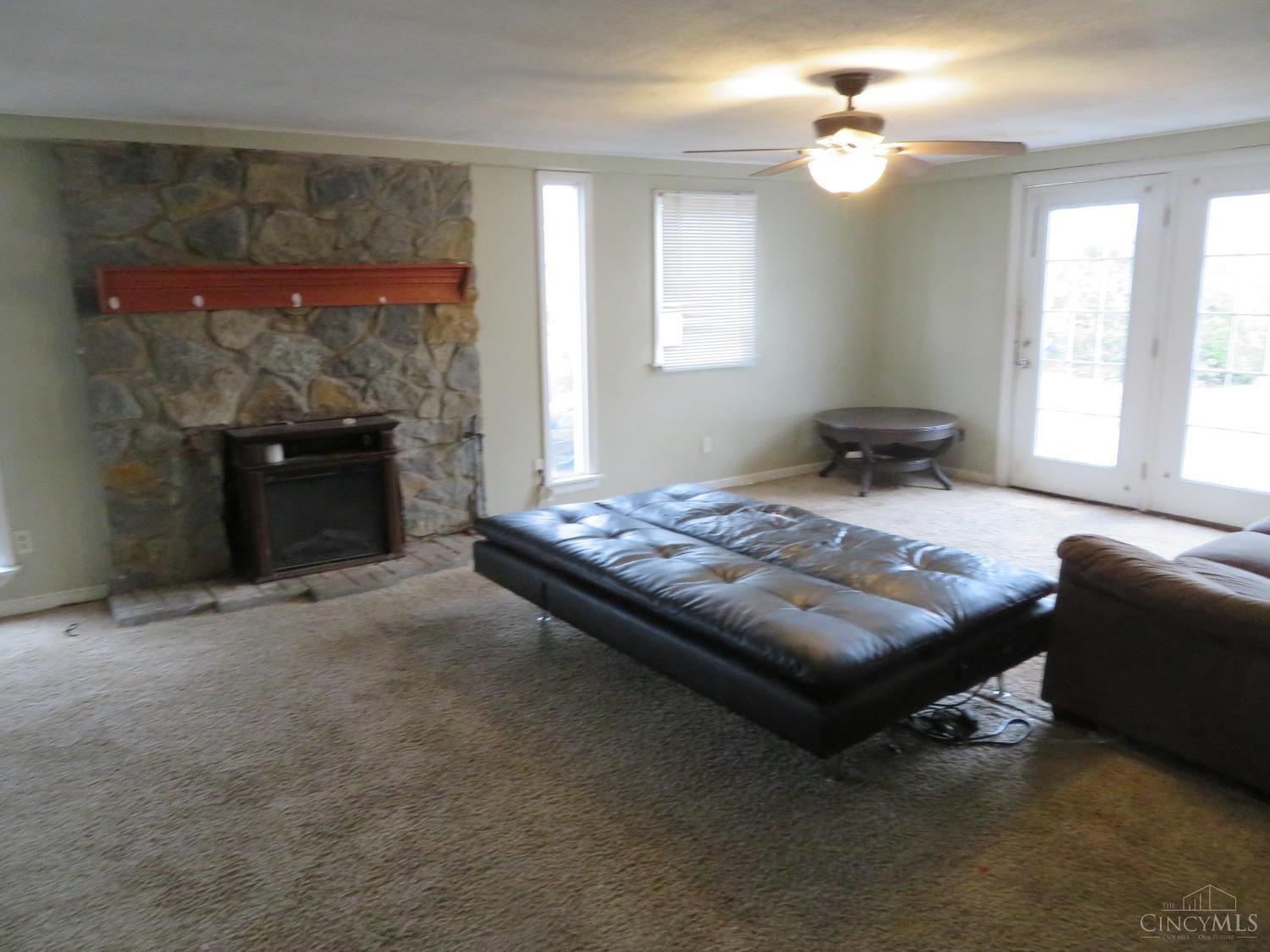 6539 Spring Hill Drive, Paint Twp, Ohio image 20