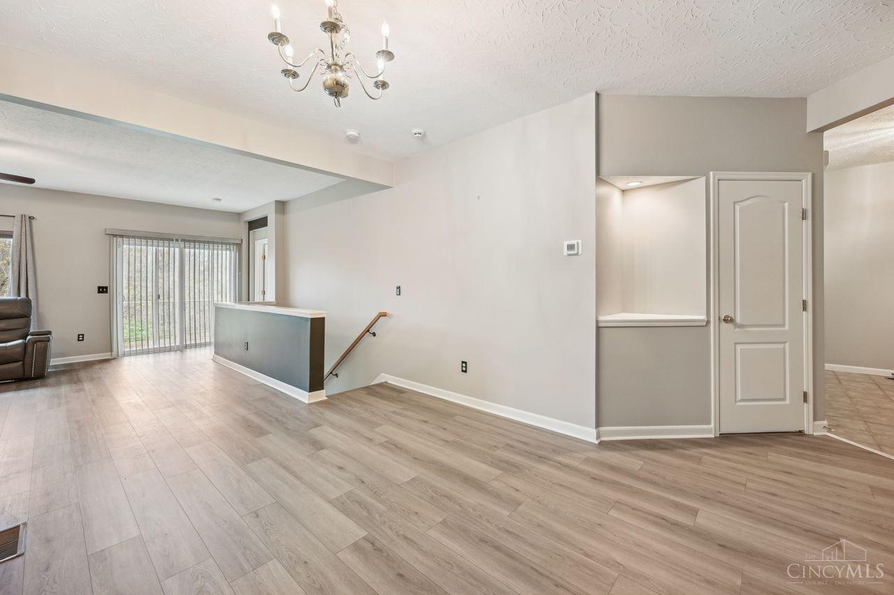 2400 Buddleia Court #8D, Cincinnati, Ohio image 6