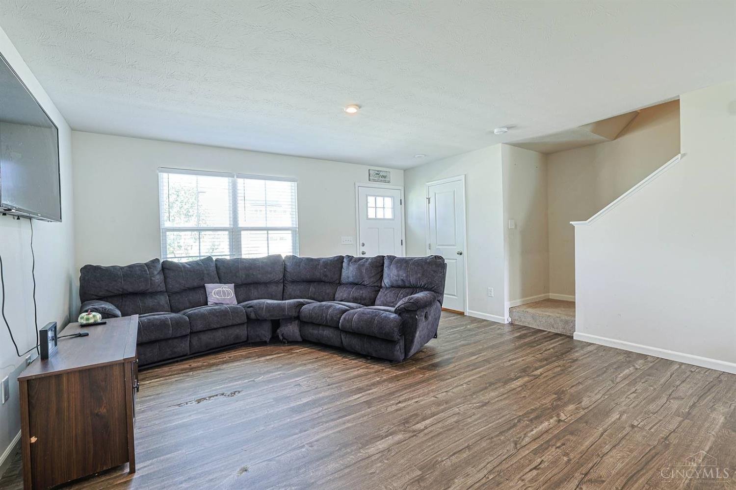 210 Wooded Ridge Drive