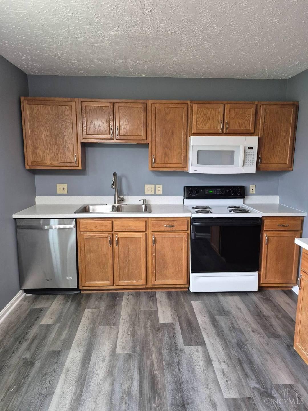 10524 West Road #11, Harrison, Ohio image 22