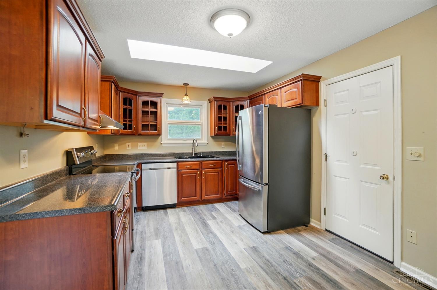 965 Deis Drive, Fairfield, Ohio image 18