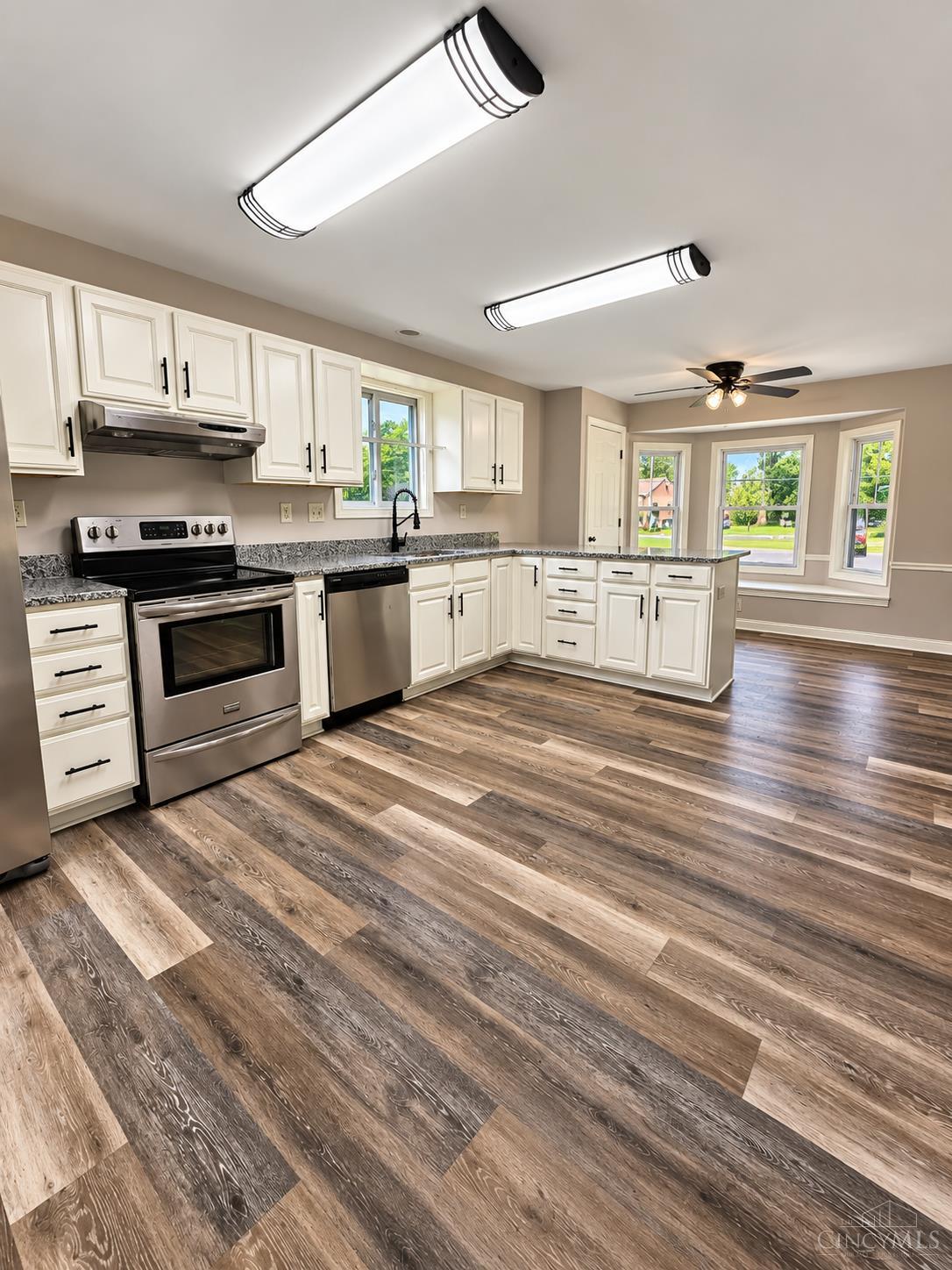 4476 Schoolhouse Road