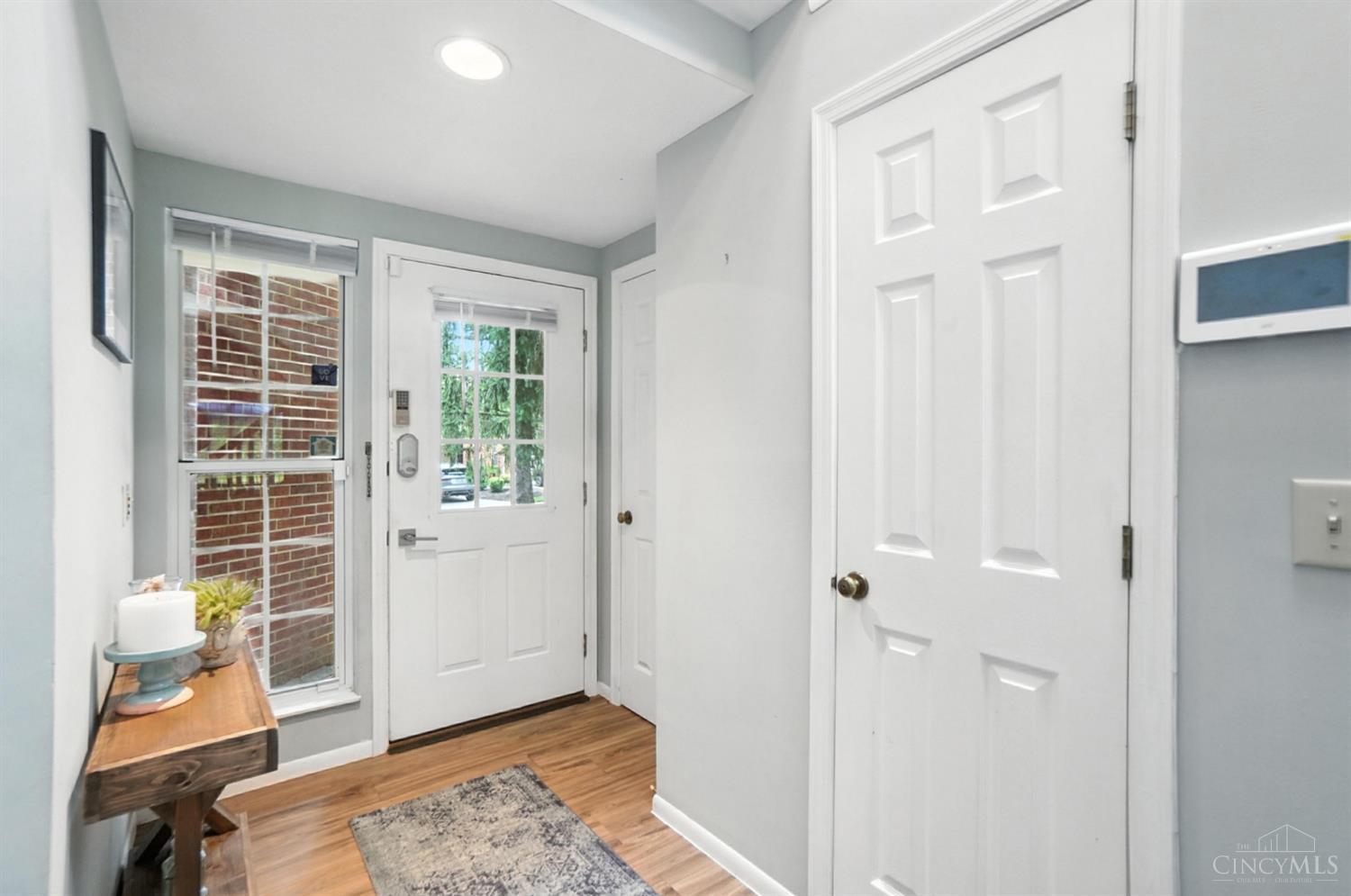 Anderson Twp, Ohio 45255, United States, 2 Bedrooms Bedrooms, ,3 BathroomsBathrooms,Residential,Active,155358