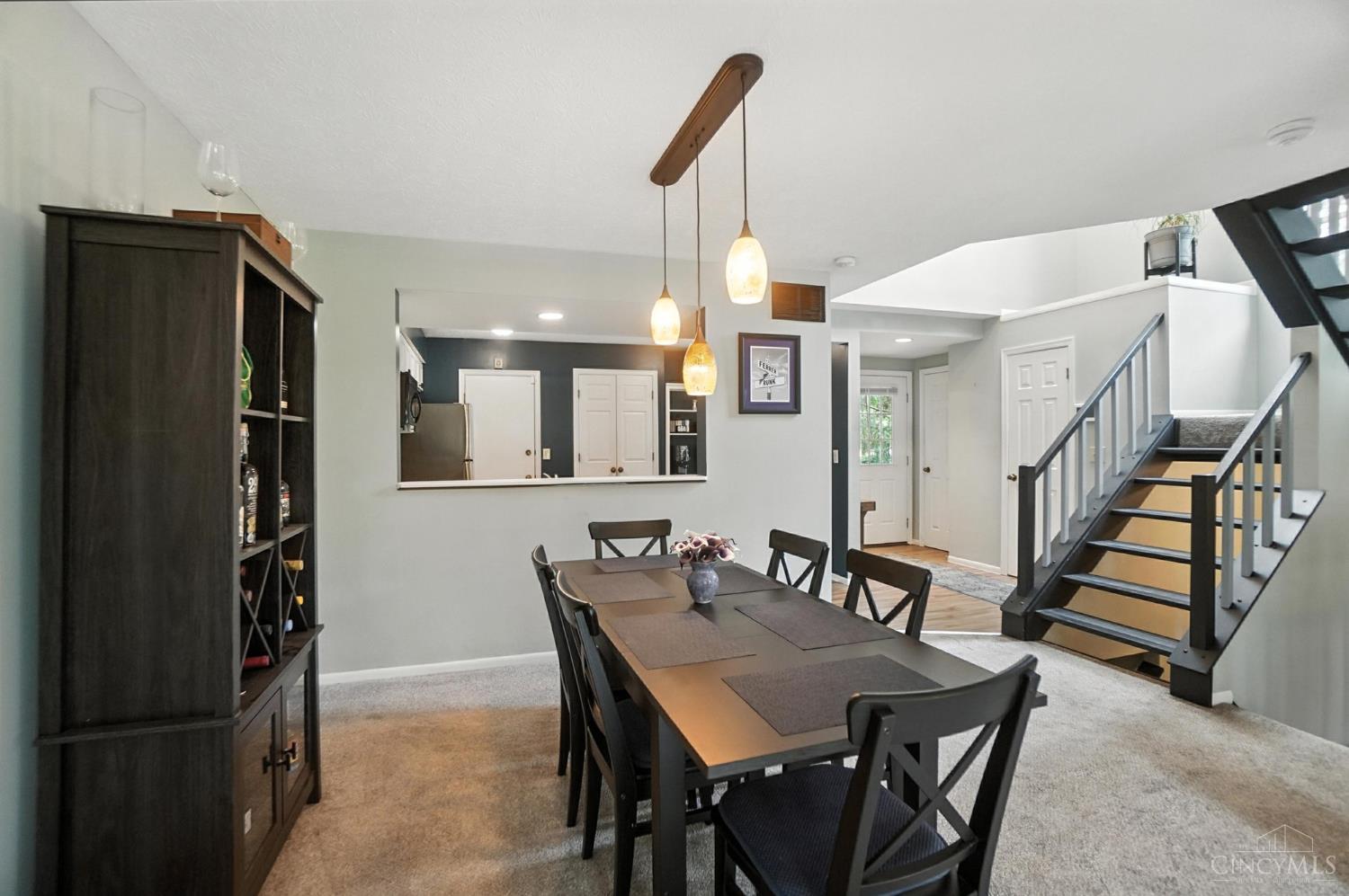 Anderson Twp, Ohio 45255, United States, 2 Bedrooms Bedrooms, ,3 BathroomsBathrooms,Residential,Active,155358