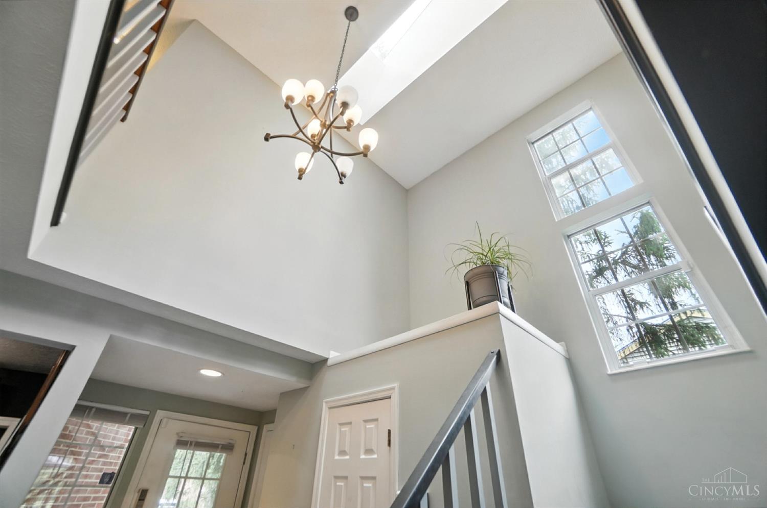 Anderson Twp, Ohio 45255, United States, 2 Bedrooms Bedrooms, ,3 BathroomsBathrooms,Residential,Active,155358