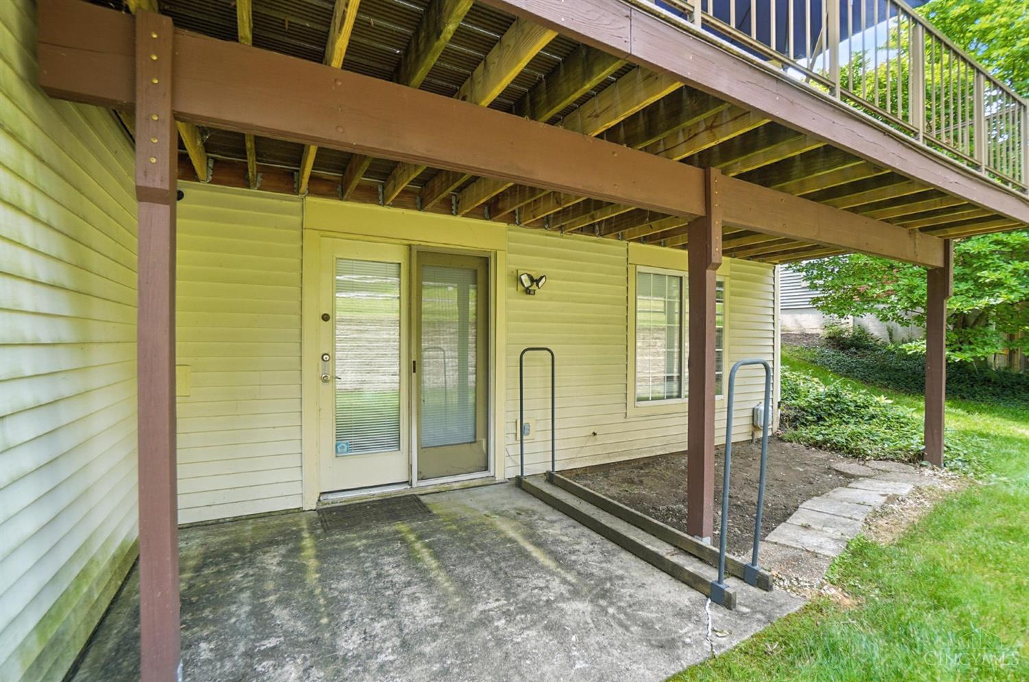 Anderson Twp, Ohio 45255, United States, 2 Bedrooms Bedrooms, ,3 BathroomsBathrooms,Residential,Active,155358