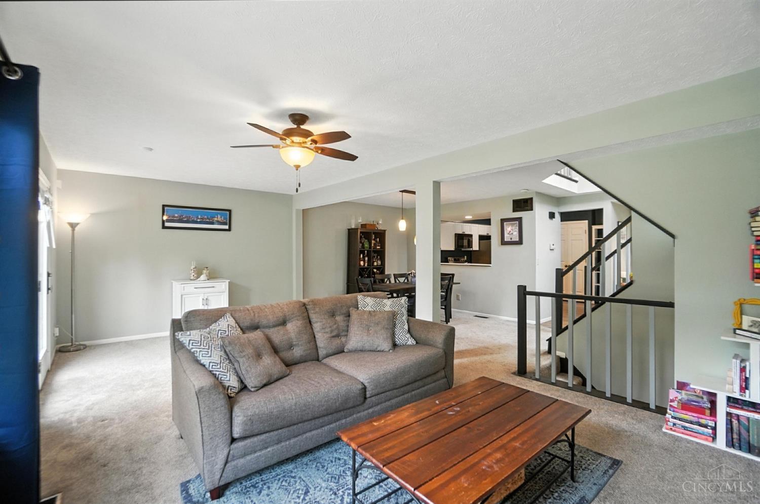 Anderson Twp, Ohio 45255, United States, 2 Bedrooms Bedrooms, ,3 BathroomsBathrooms,Residential,Active,155358