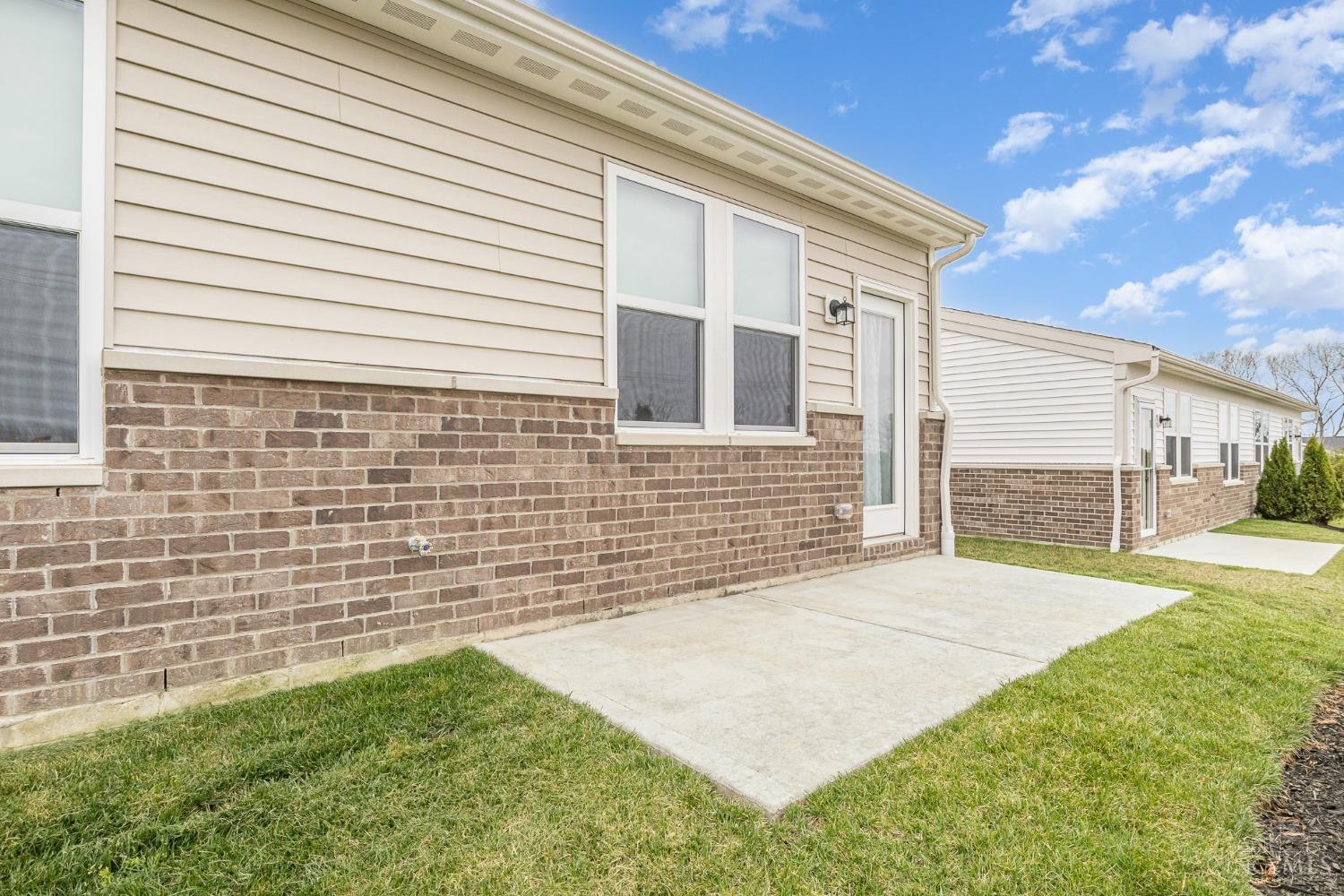 405 Summerlyn Farms Court, Lebanon, Ohio image 9