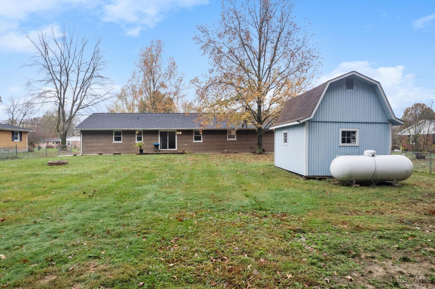 3316 Vic Joy Drive, Tate Twp, Ohio image 8