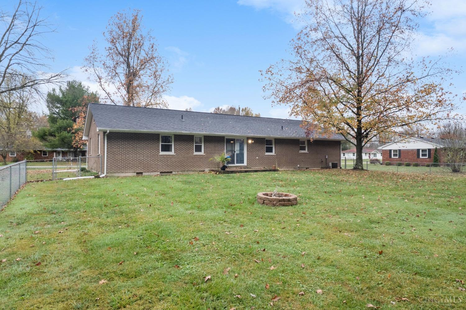 3316 Vic Joy Drive, Tate Twp, Ohio image 10