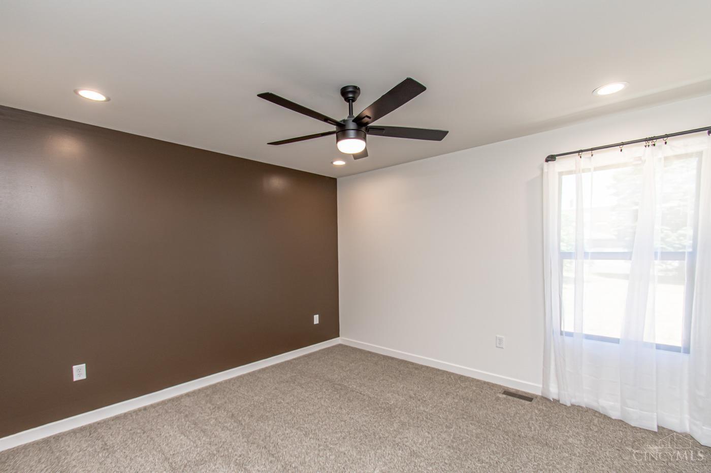 132 W Maple Street, West Elkton, Ohio image 13