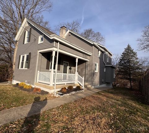 Photo of 3350 Everson Avenue, Cincinnati, OH 45209 (MLS # 1867074)