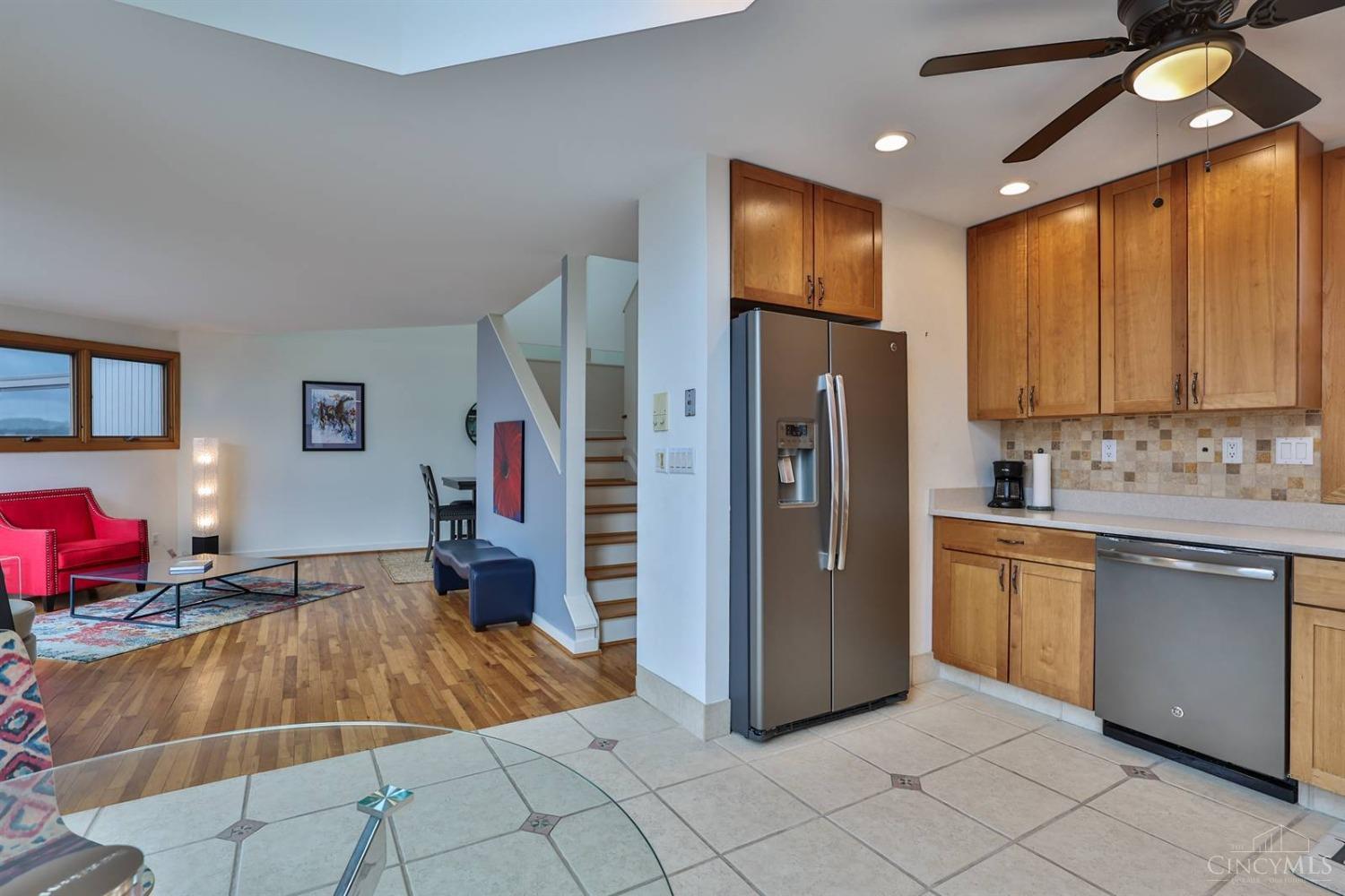 1026 Hatch Street, Cincinnati, Ohio image 18