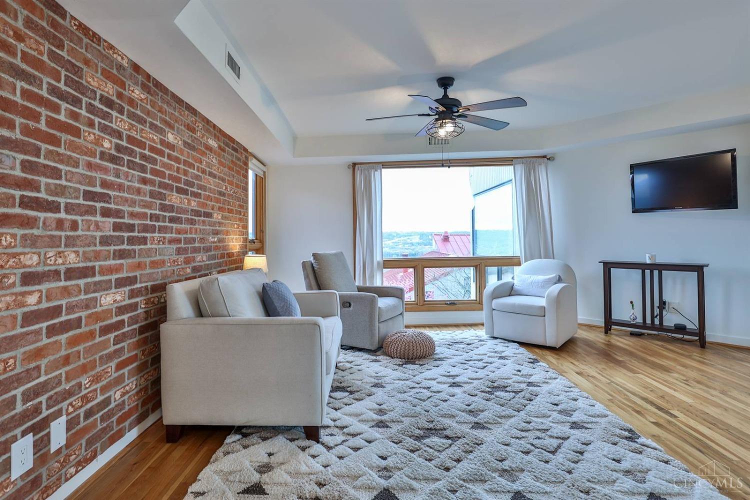 1026 Hatch Street, Cincinnati, Ohio image 27