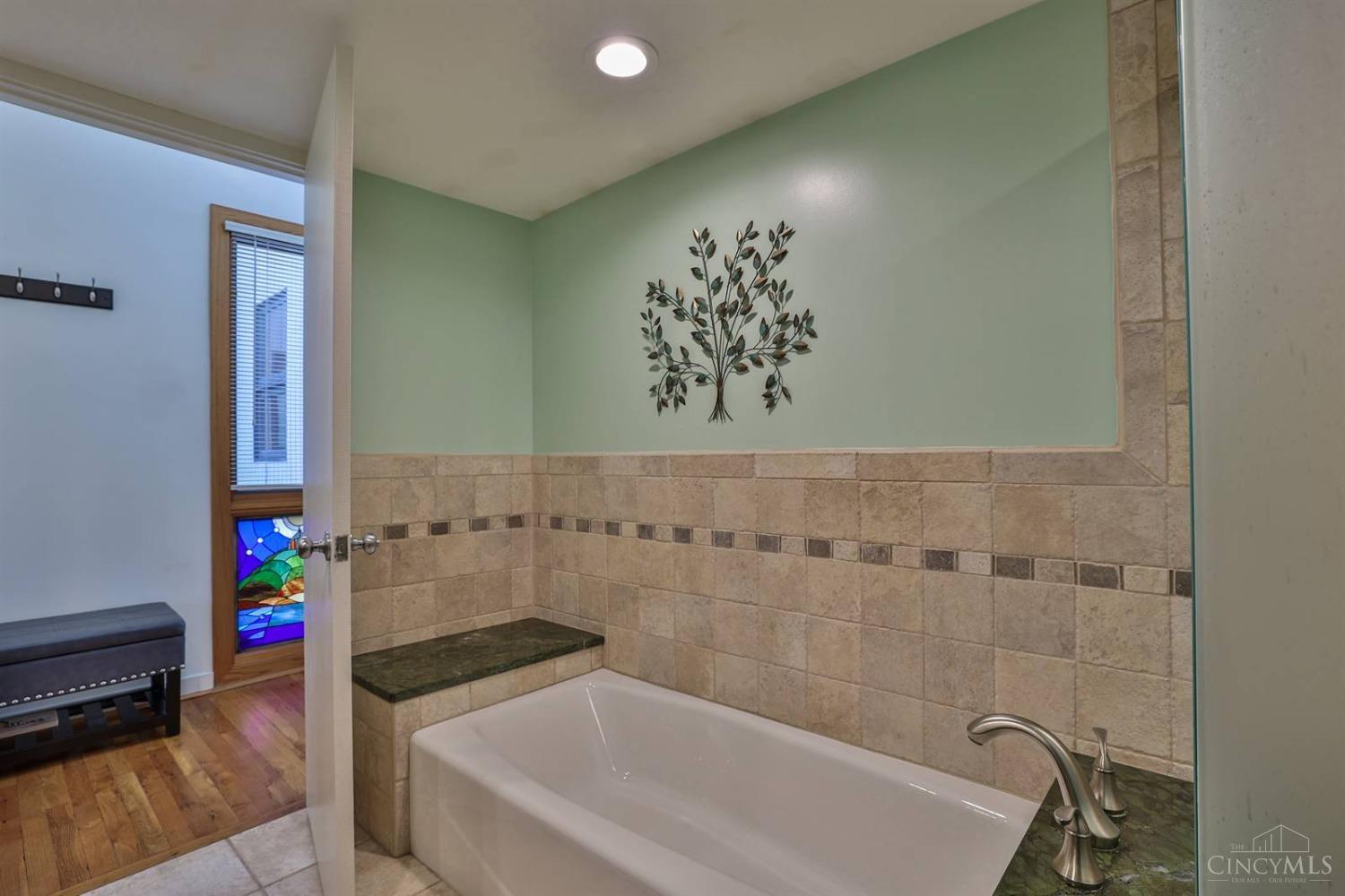 1026 Hatch Street, Cincinnati, Ohio image 26