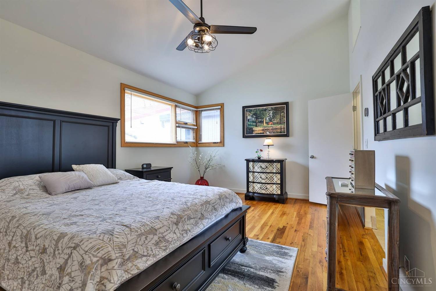 1026 Hatch Street, Cincinnati, Ohio image 21
