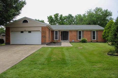 Homes For Sale - 903 Clearfield Lane<br/> Springdale, OH 45240