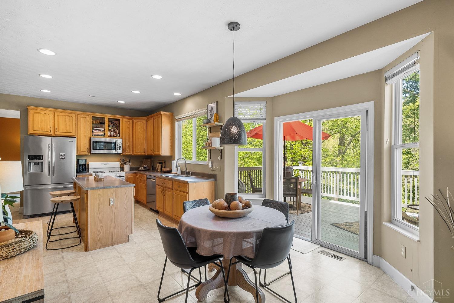 70 Clay Manor Court, Springboro, Ohio image 21