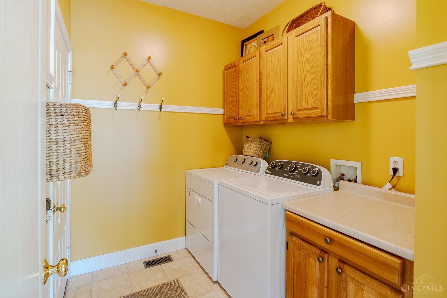 70 Clay Manor Court, Springboro, Ohio image 26