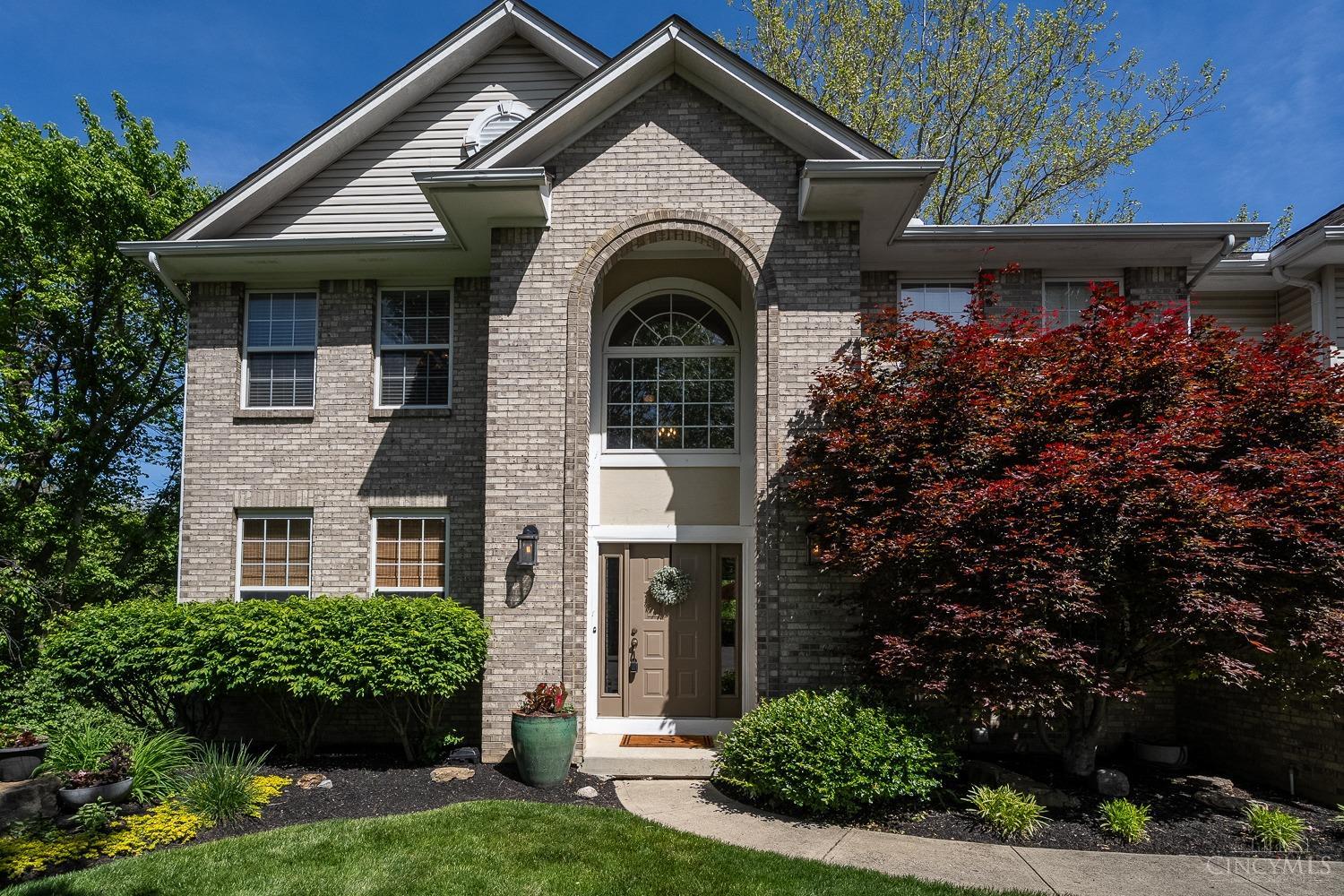 70 Clay Manor Court, Springboro, Ohio image 3