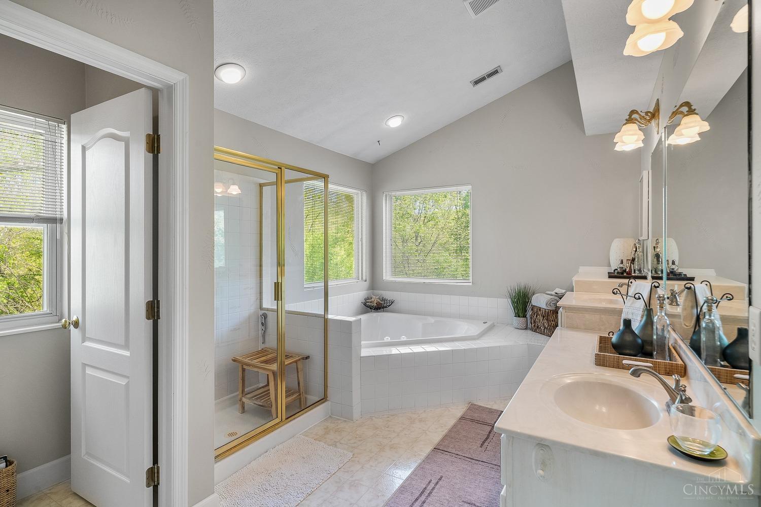 70 Clay Manor Court, Springboro, Ohio image 34