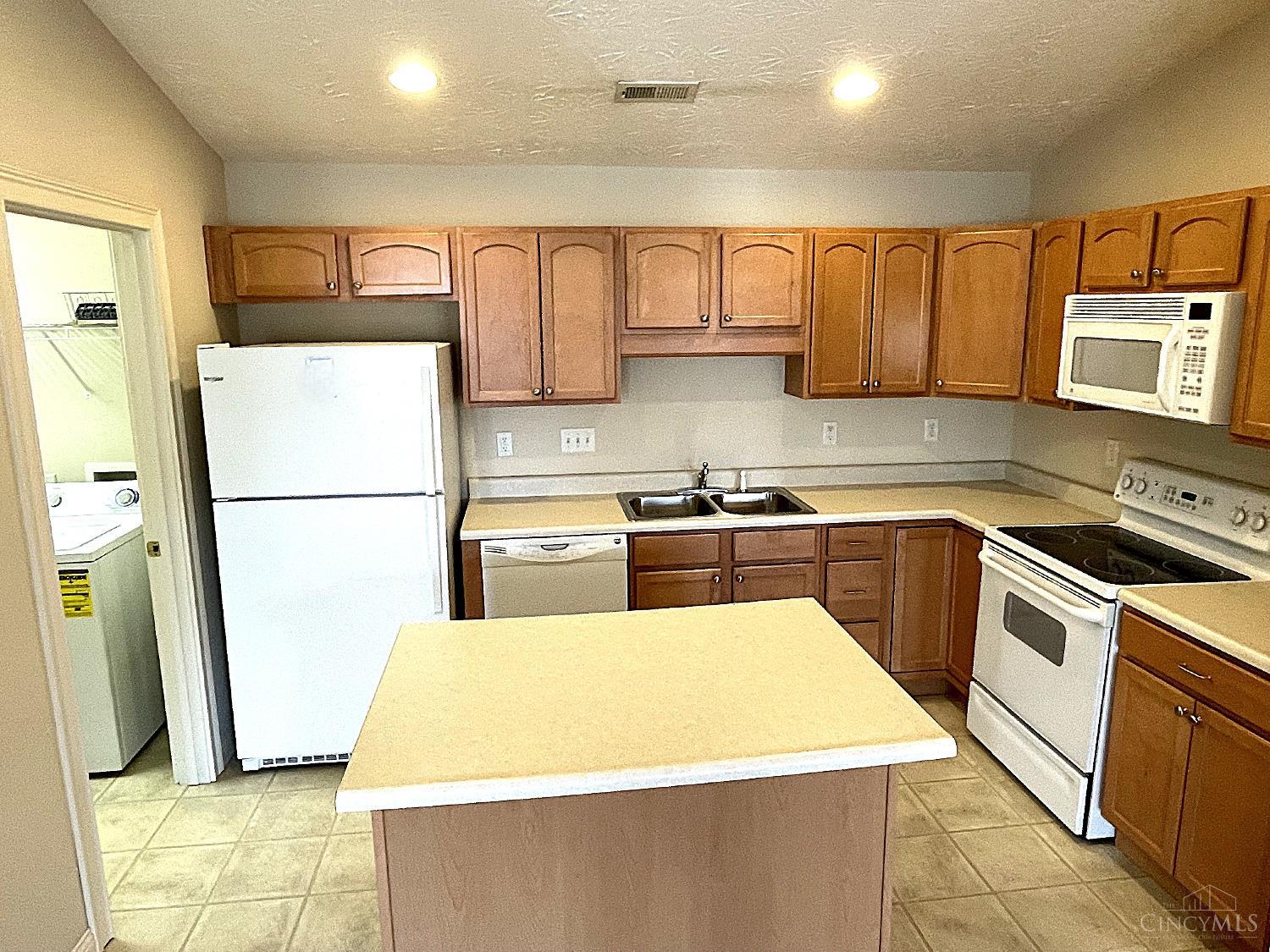 8033 Pinnacle Point Drive #203, West Chester, Ohio image 15