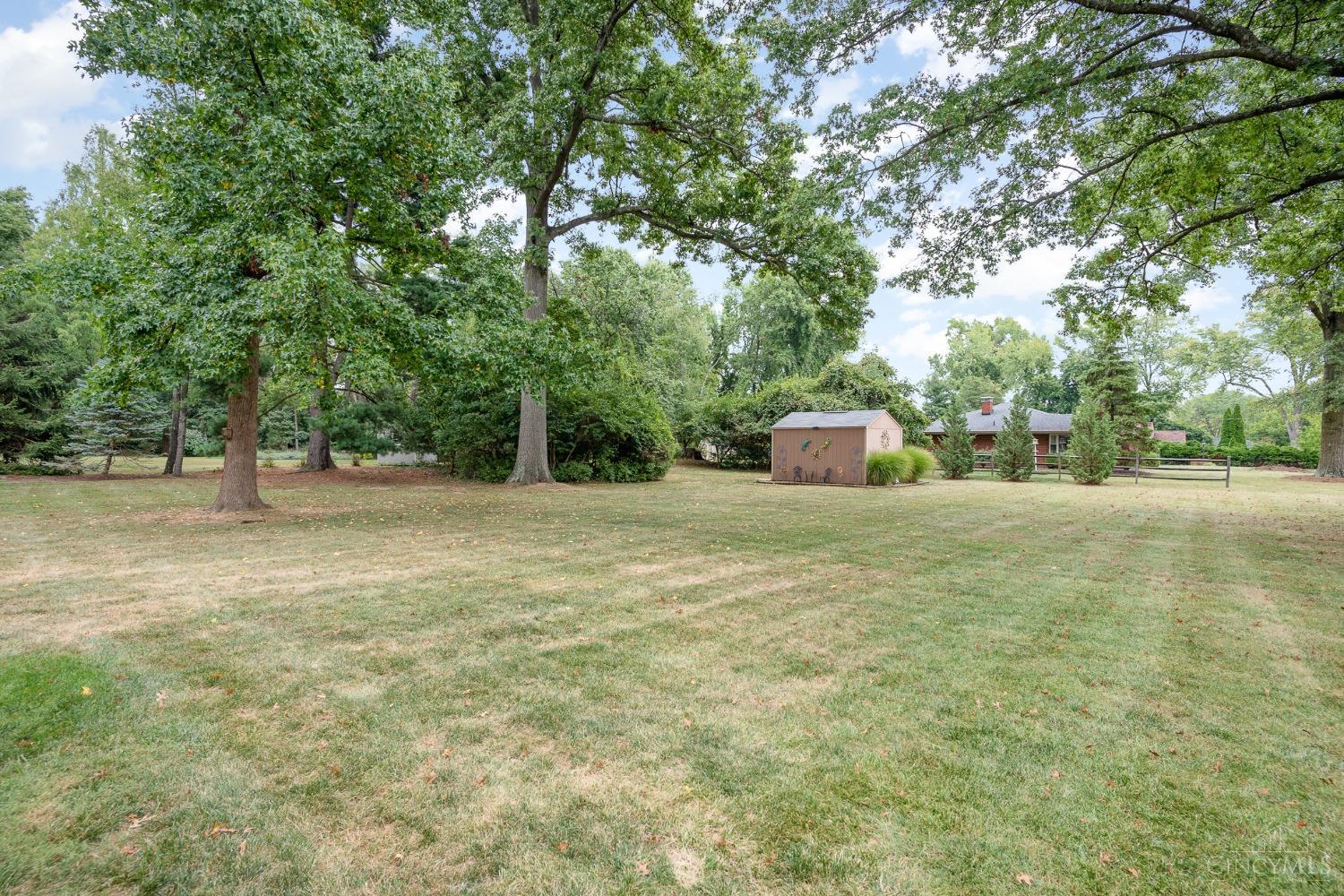 8420 Arborcrest Drive, Amberley, Ohio image 39