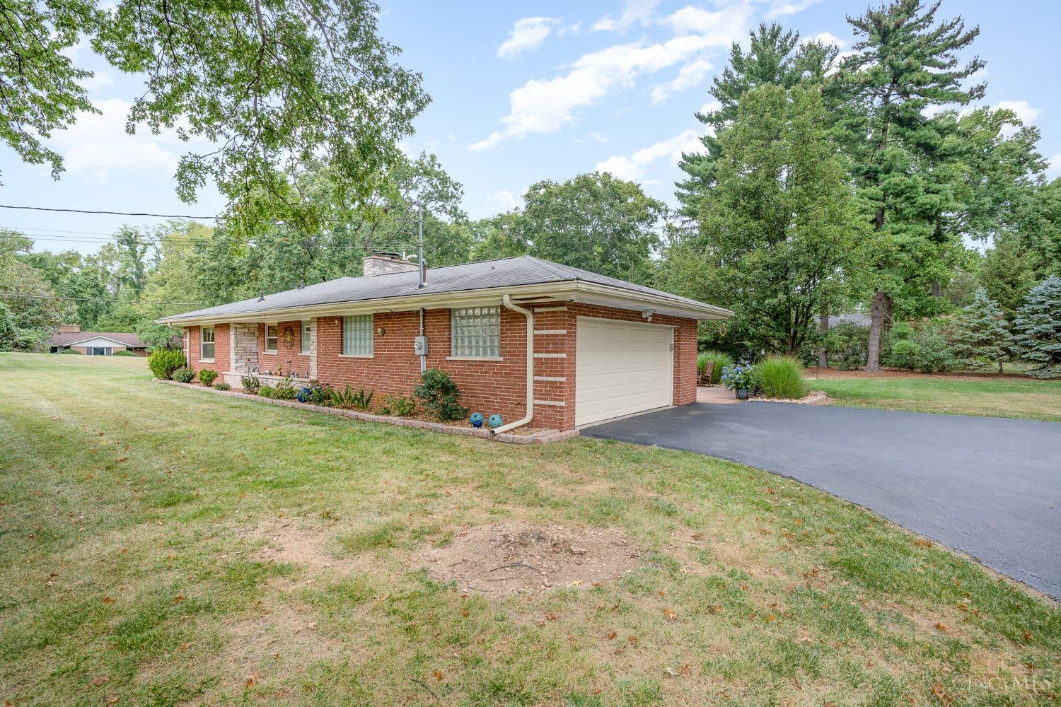 8420 Arborcrest Drive, Amberley, Ohio image 36