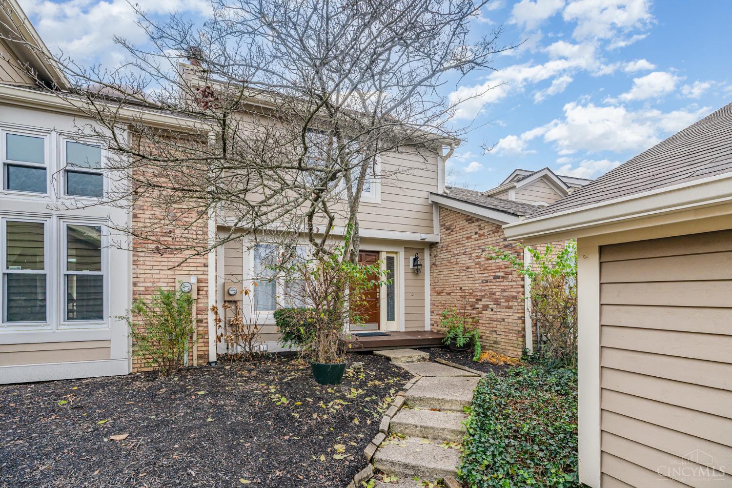 11807 Vaukvalley Lane