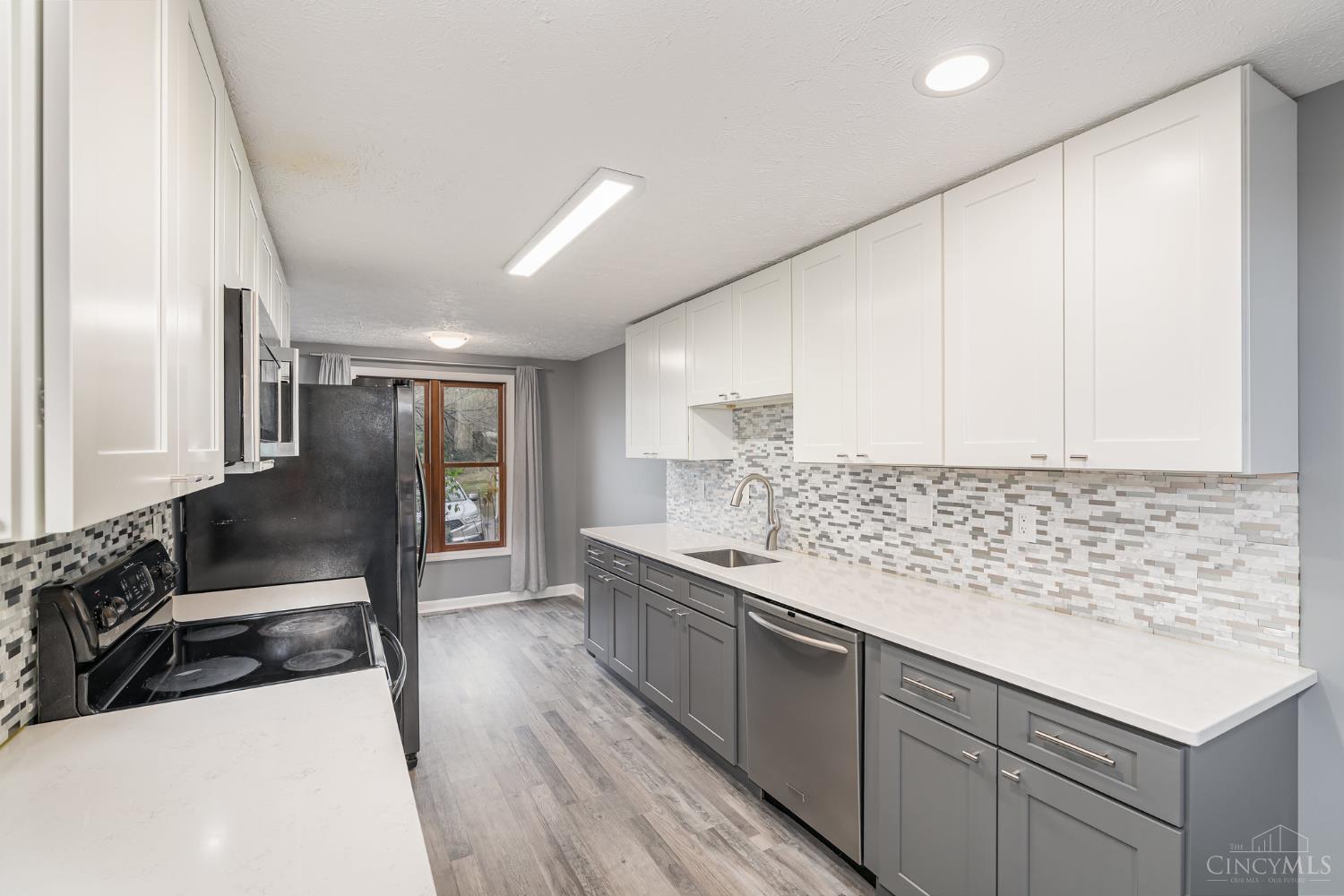 11807 Vaukvalley Lane