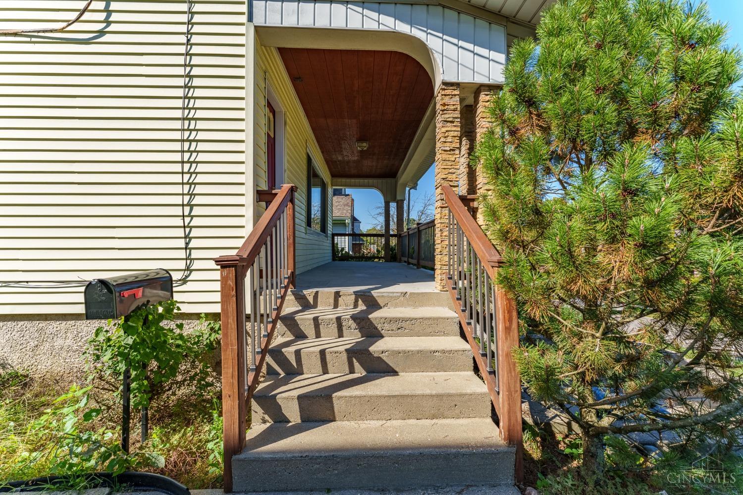 4967 Western Hills Avenue, Cincinnati, Ohio image 9