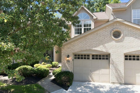 Condo For Sale - 9737 Troon Court #1D<br/> Blue Ash, OH 45241