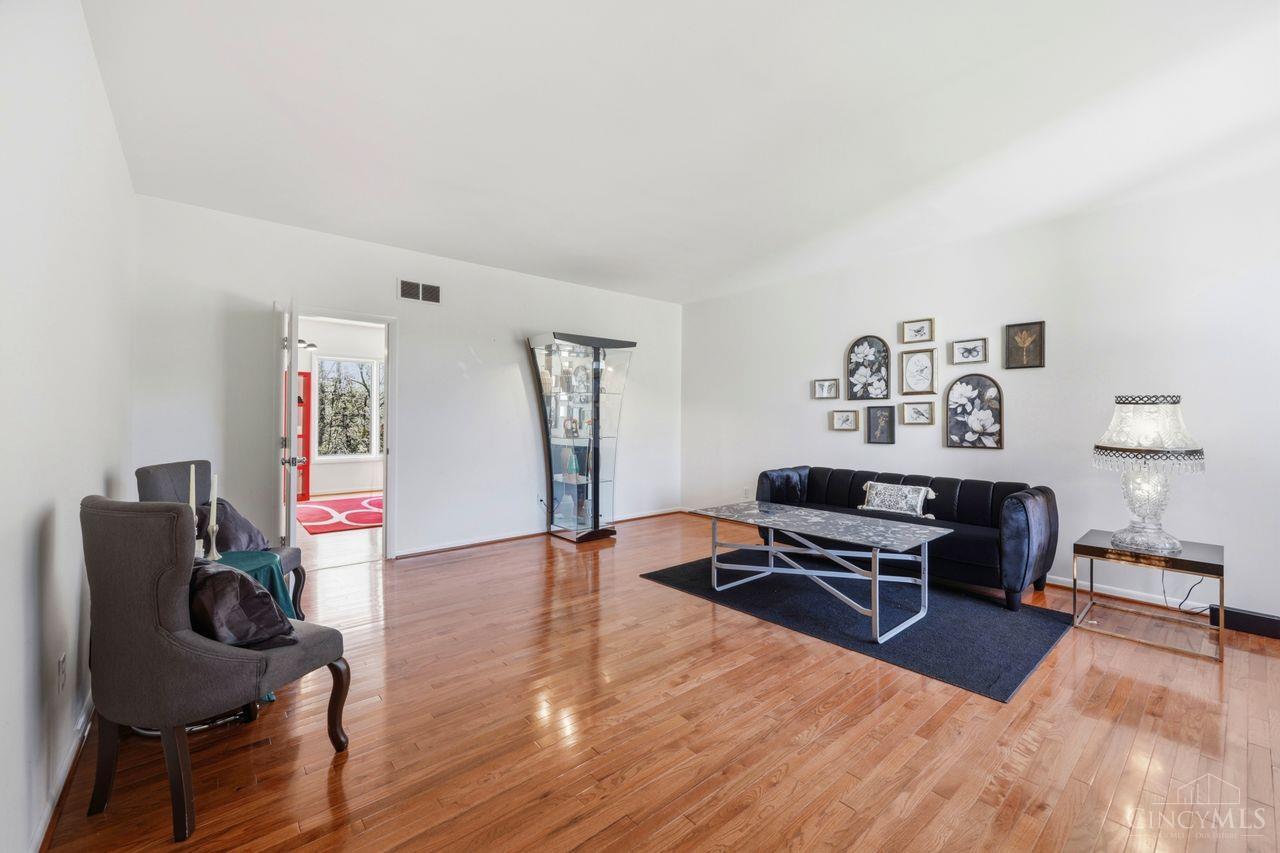 9030 Ambercreek Drive