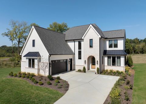 Photo of 6952 Shadow Ridge Road, Anderson Township, OH 45230 (MLS # 1856204)