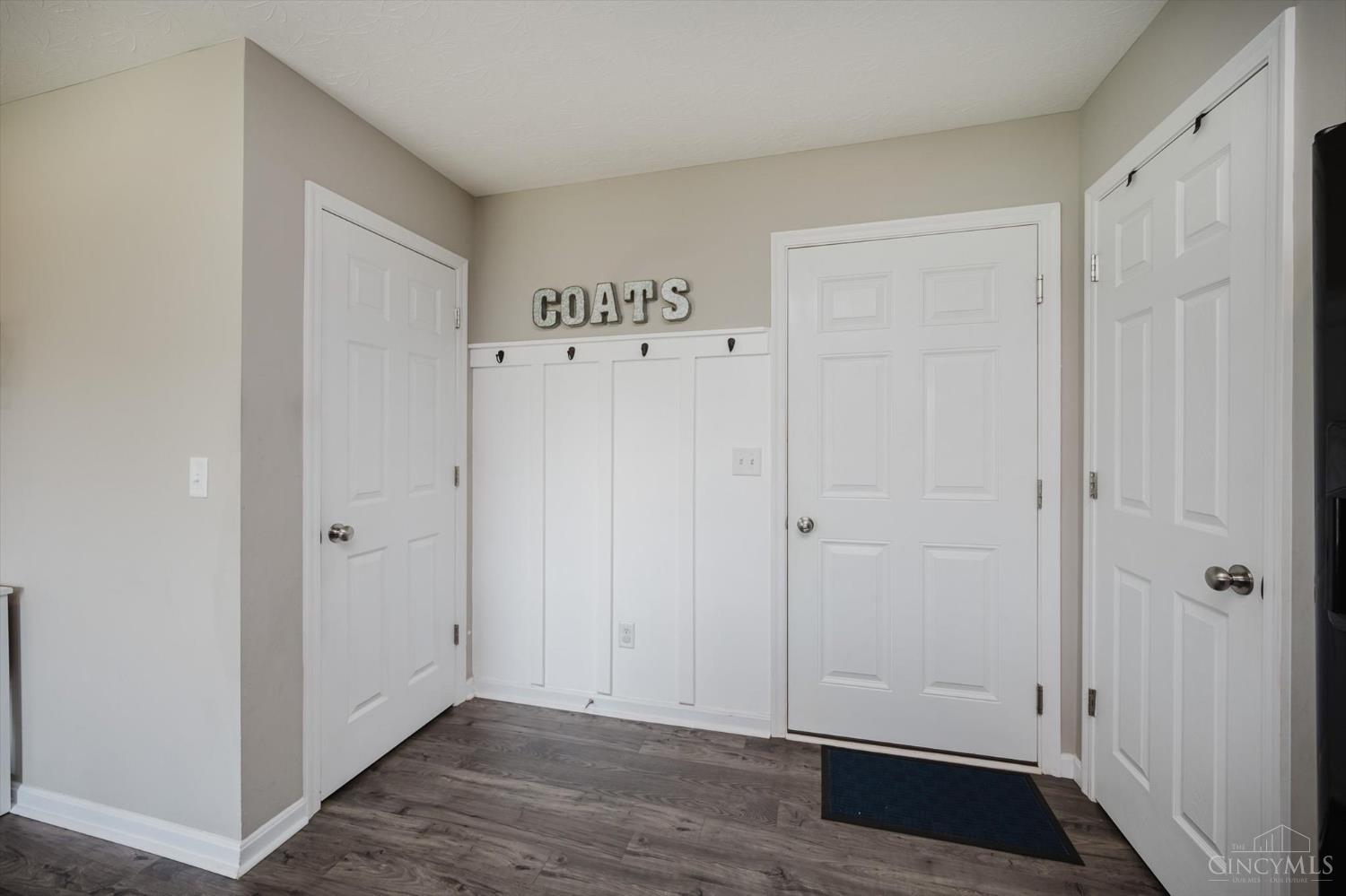 811 Prescot Circle, Trenton, Ohio image 27