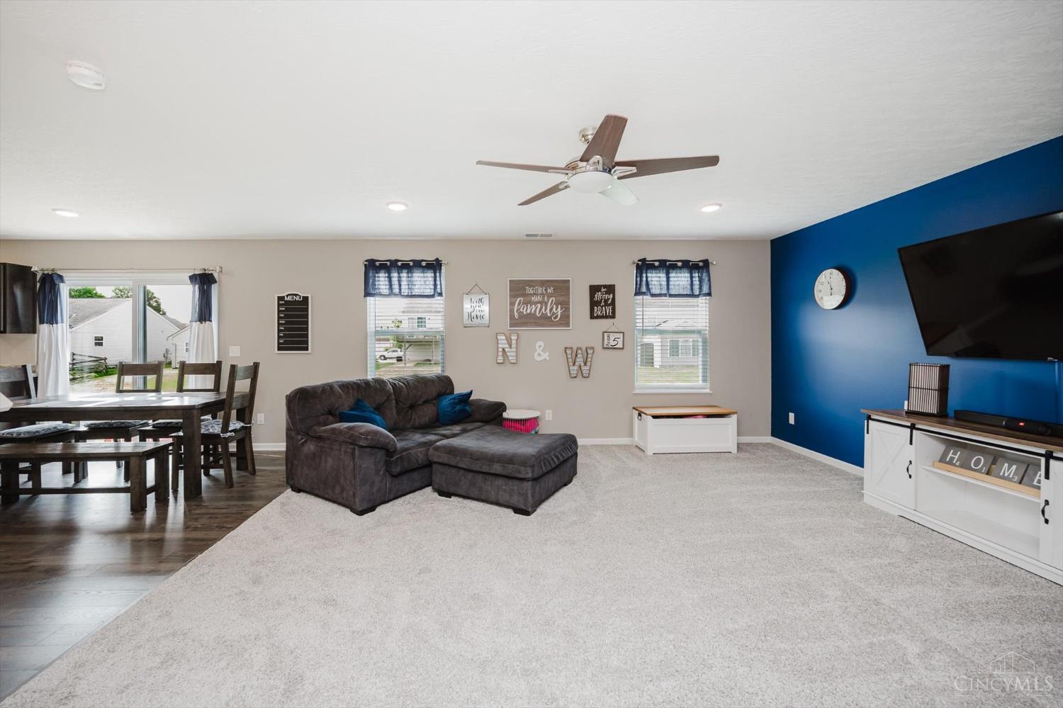 811 Prescot Circle, Trenton, Ohio image 16