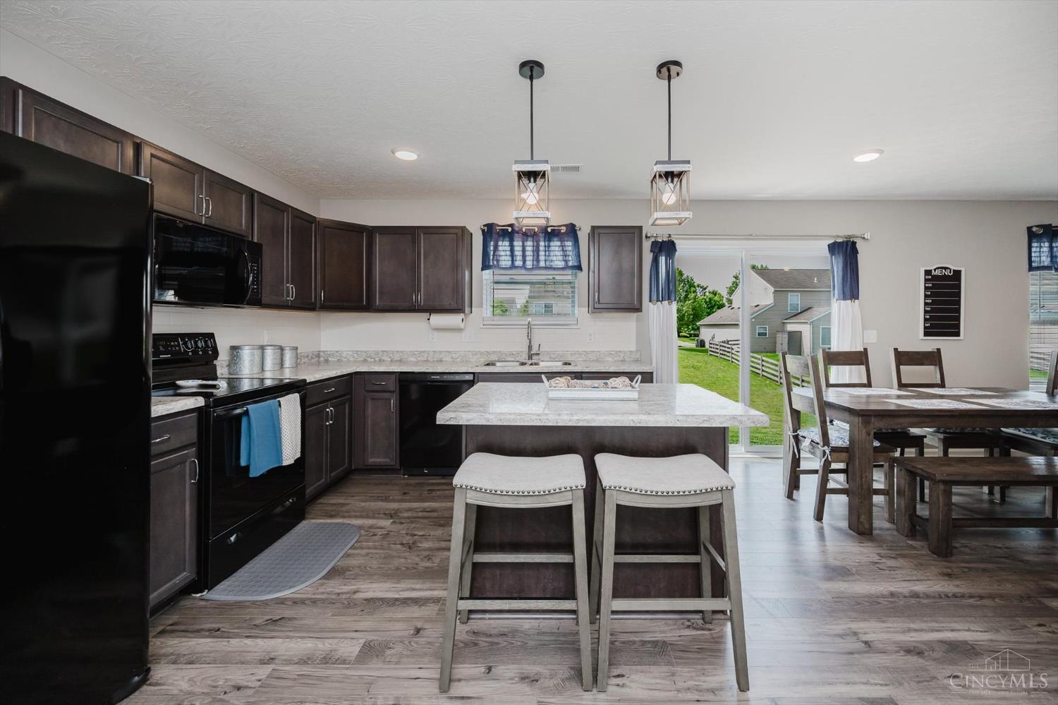 811 Prescot Circle, Trenton, Ohio image 26