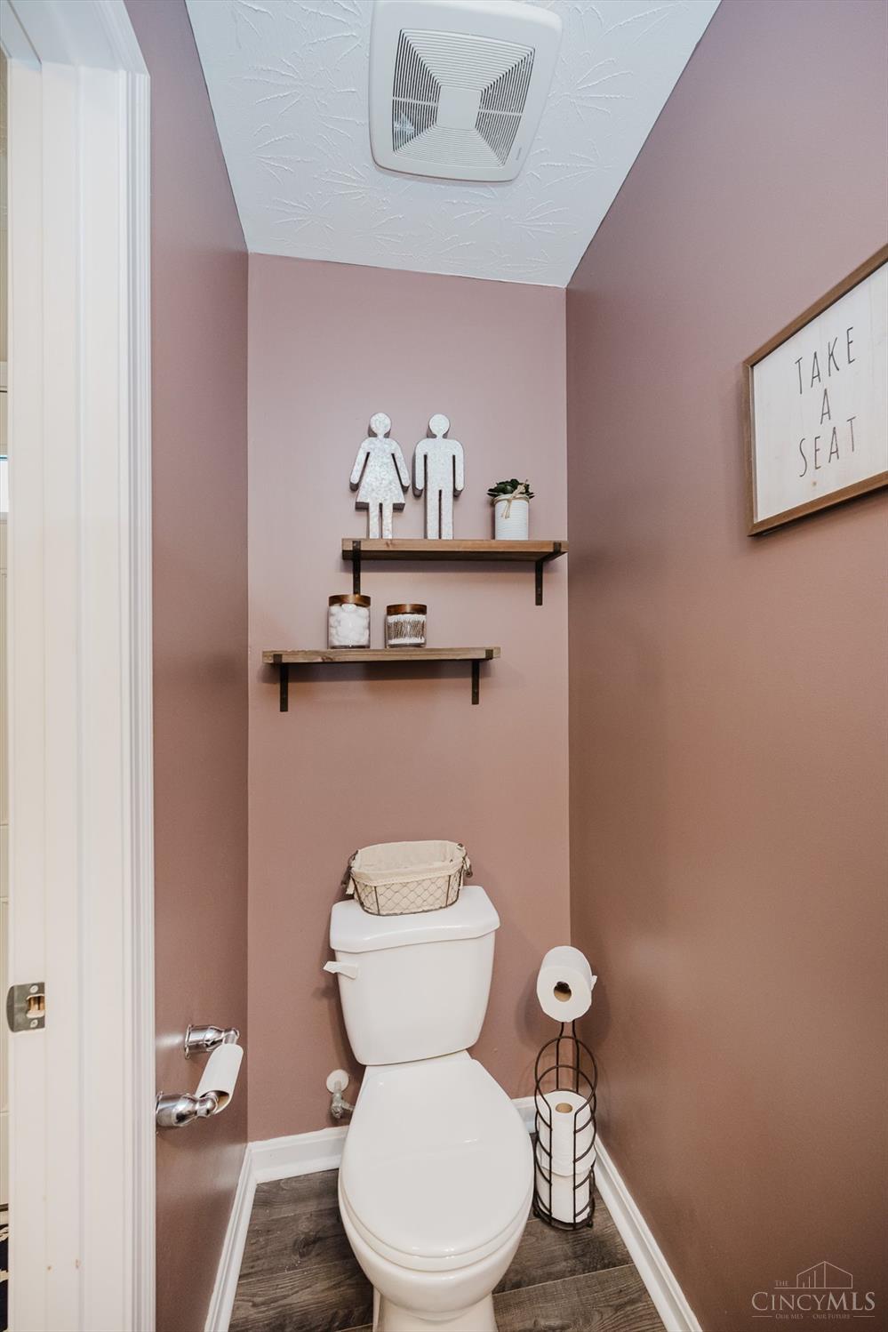811 Prescot Circle, Trenton, Ohio image 13
