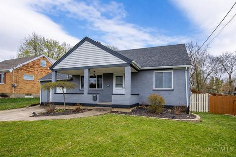 Photo of 3649 Shortridge Circle, Cincinnati, OH 45247 (MLS # 1872306)