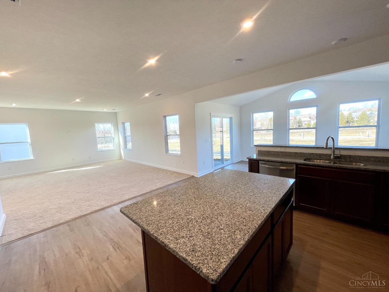 160 Magnolia Lane, Springboro, Ohio image 9