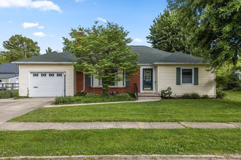 Photo of 305 Bourbon Street, Blanchester, OH 45107 (MLS # 1877886)