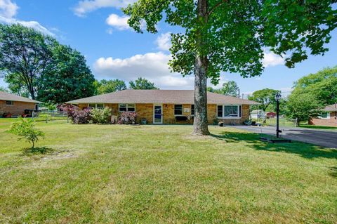 Single Family Residence in Franklin Twp OH 4945 Todd Road.jpg