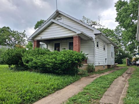 Homes For Sale - 714 Eleventh Avenue<br/> Middletown, OH 45044