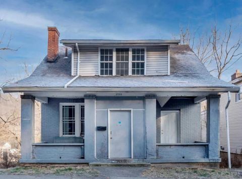 Photo of 1784 Esmonde Street, Cincinnati, OH 45214 (MLS # 1856368)