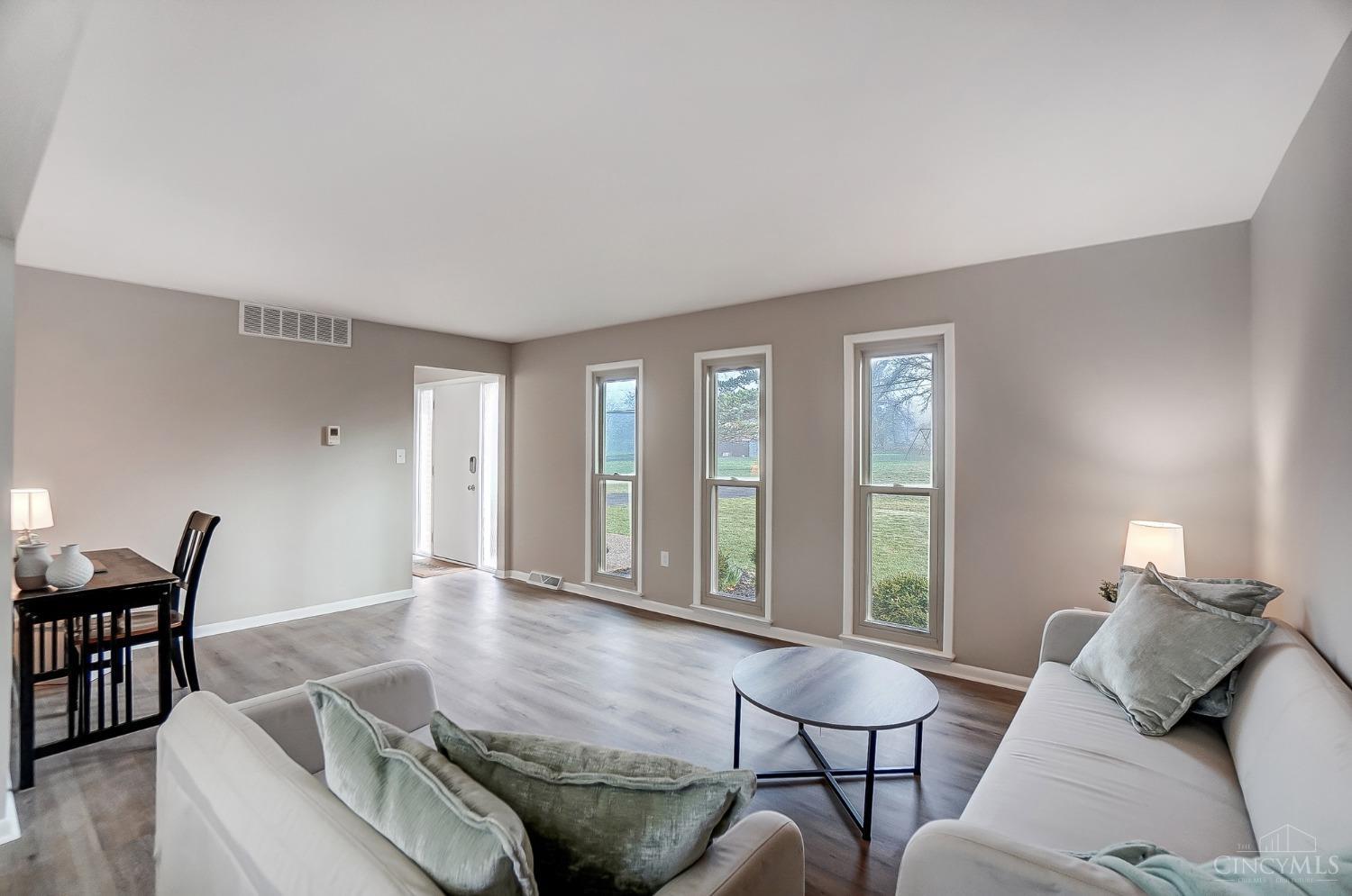 7891 Ell Char Court, West Chester, Ohio image 3