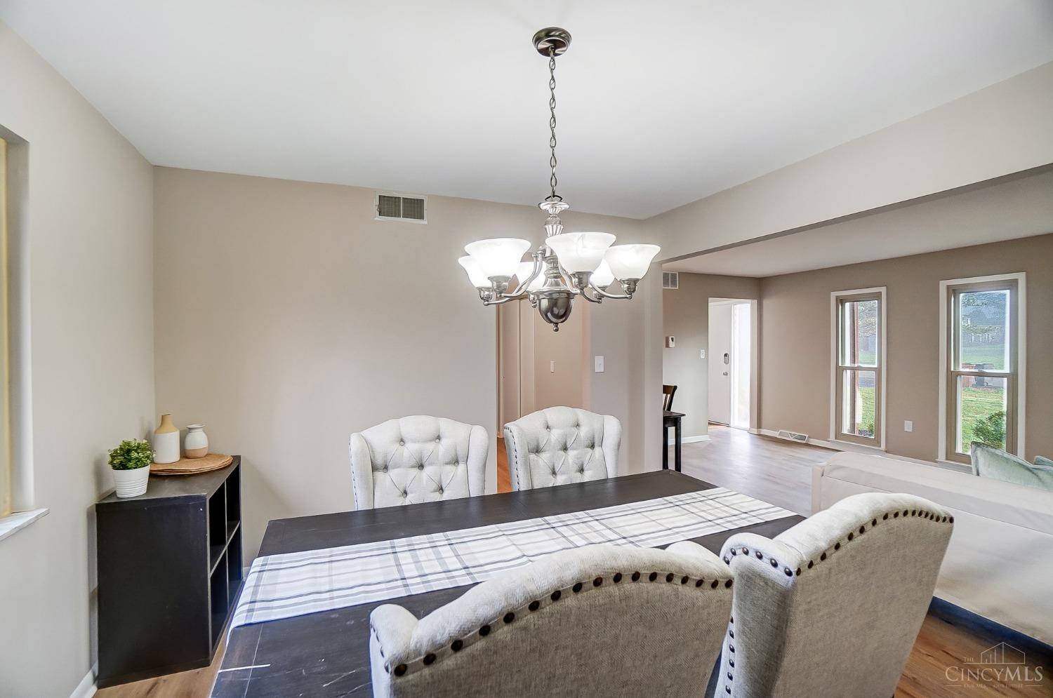 7891 Ell Char Court, West Chester, Ohio image 8