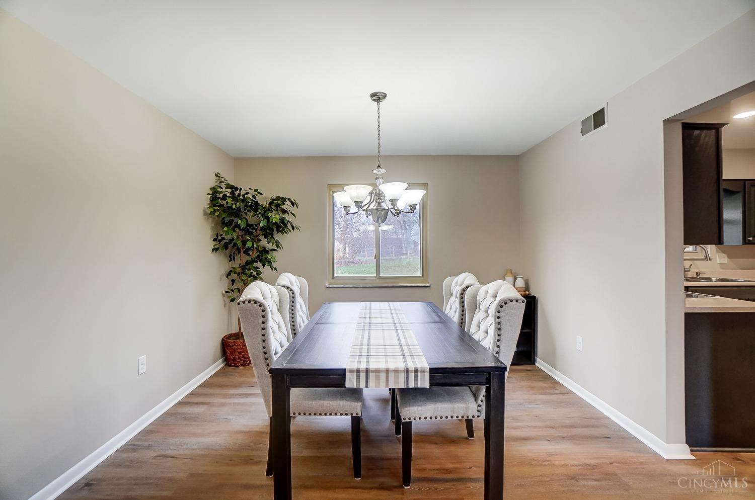 7891 Ell Char Court, West Chester, Ohio image 6
