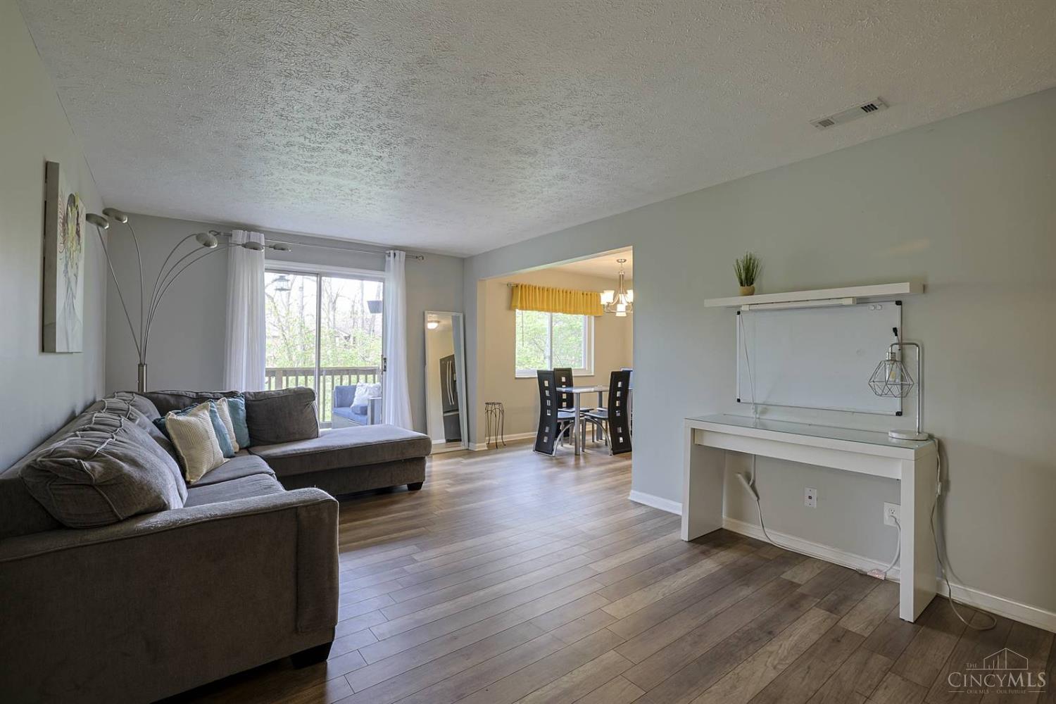 1560 Gelhot Drive 98