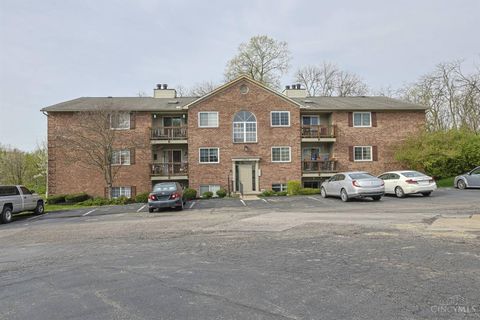 Photo of 1560 Gelhot Drive #98, Fairfield, OH 45014 (MLS # 1873572)